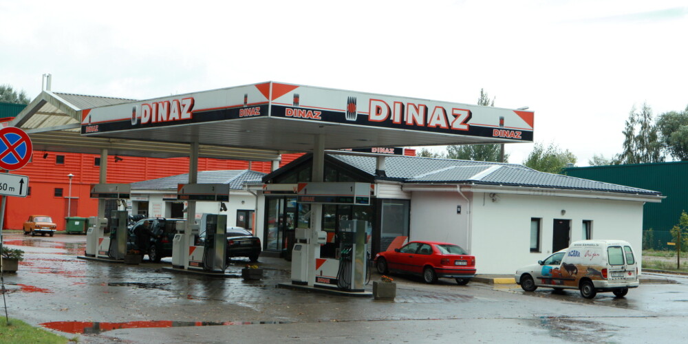 VID apturējis 19 degvielas uzpildes staciju "Dinaz" darbību