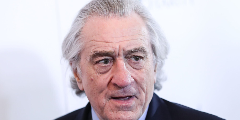 Roberts Entonijs De Niro (angļu: Robert Anthony De Niro; dzimis 1943. gada 17. augustā Ņujorkā) ir amerikāņu aktieris, kinorežisors, kinoproducents. Tiek uzskatīts par vienu no savas paaudzes ievērojamākajiem aktieriem. Pazīstams ar tēlojumu Mārtina Skorsēzes filmās par noziedznieku pasauli.