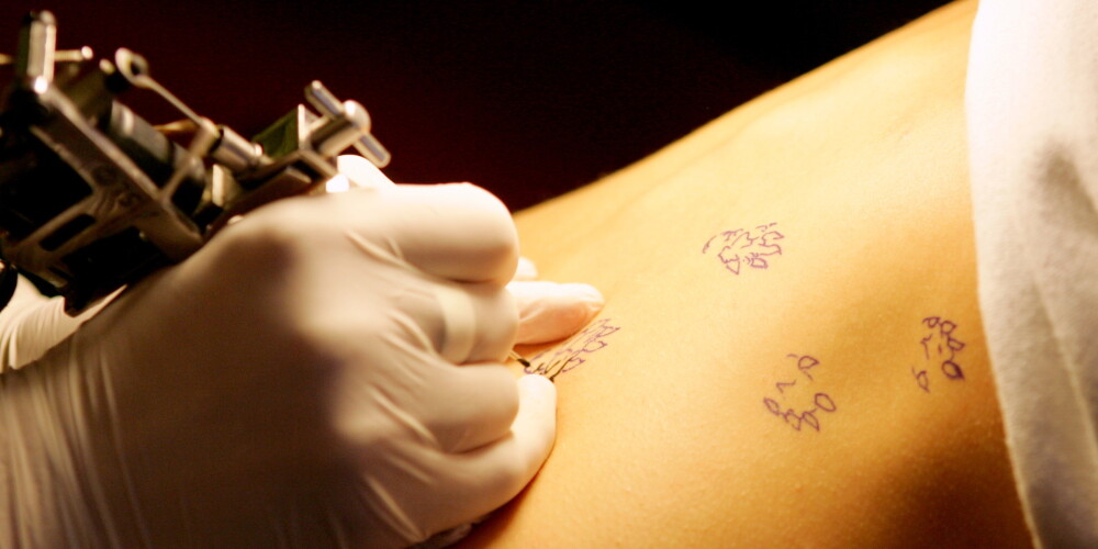 Aktuāla informācija tiem, kas ar tetovēšanas un pīrsinga pakalpojumiem ir uz "tu"