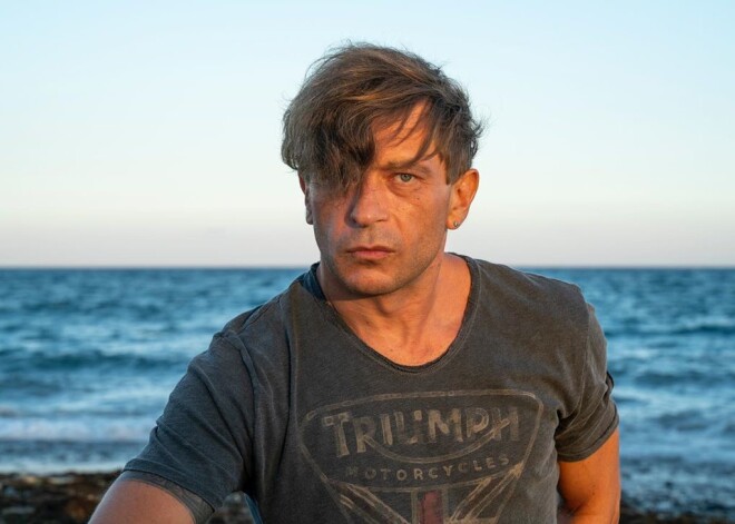 Сыну Левы из группы "Би-2" исполнилось 12 лет: музыкант показал фото повзрослевшего Авива