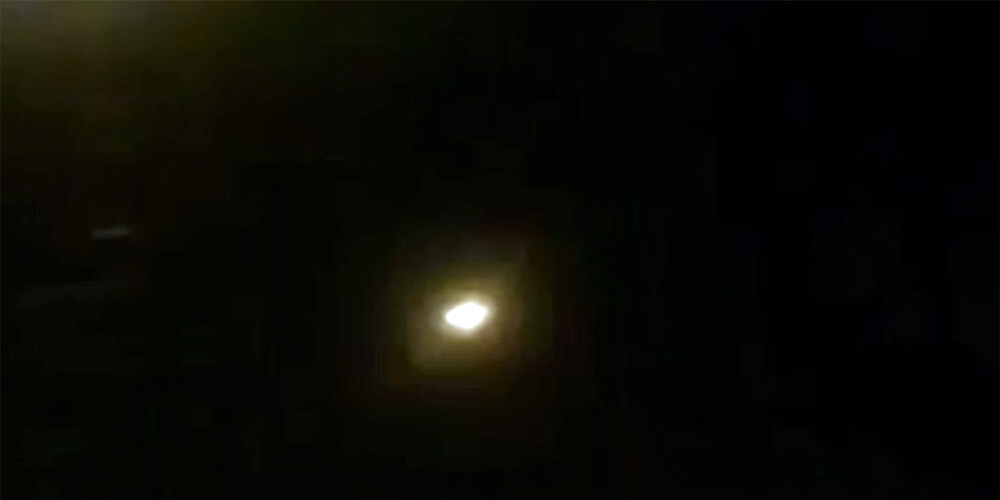 Publicēts video ar iespējamo Irānas raķetes triecienu Ukrainas pasažieru lidmašīnai