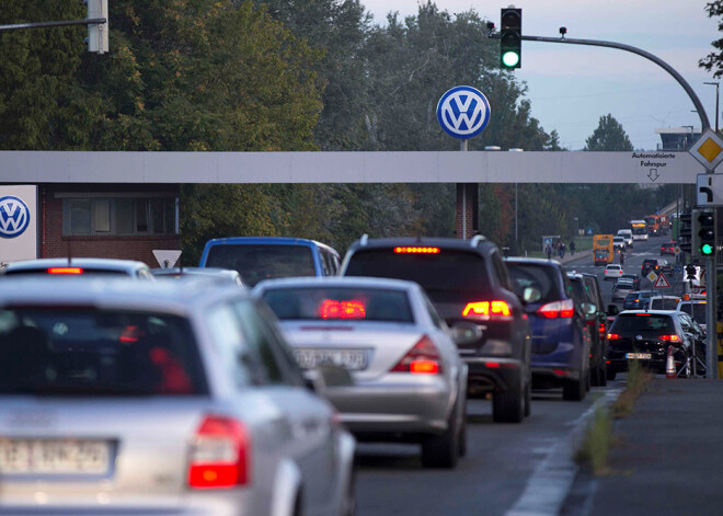 Vācijas prokuratūra saistībā ar "dīzeļgeitu" izvirza apsūdzības 6 "Volkswagen" darbiniekiem
