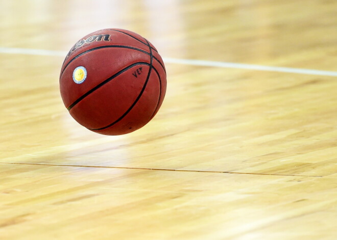 "VEF Rīga" saspringtā spēlē piedzīvo zaudējumu FIBA Čempionu līgā
