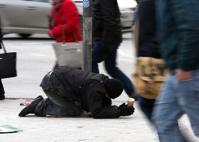 Риску бедности подвержен каждый пятый житель Латвии