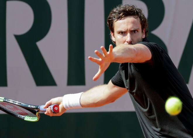 Gulbis uzvar rangā divreiz augstāk esošu pretinieku un iekļūst "Grand Slam" pamatturnīrā