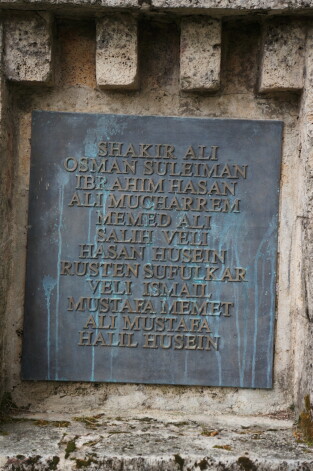 Kopš 2005. gada turku karavīru kapi ir atjaunoti un sakopti, lielā mērā pateicoties Turcijas finansiālajam atbalstam.