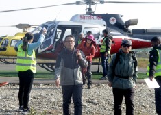 Nepālā lavīnā pazuduši septiņi cilvēki