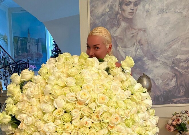 Наутро пожалела: Анастасия Волочкова опозорилась в свой день рождения