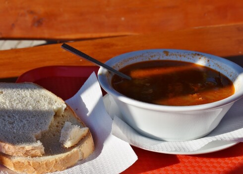 С 21 февраля в Риге бесплатное горячее питание будет в четырех суповых кухнях