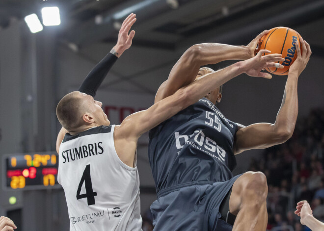 "VEF Rīga" basketbolisti cieš pamatīgu sakāvi FIBA Čempionu līgas mačā