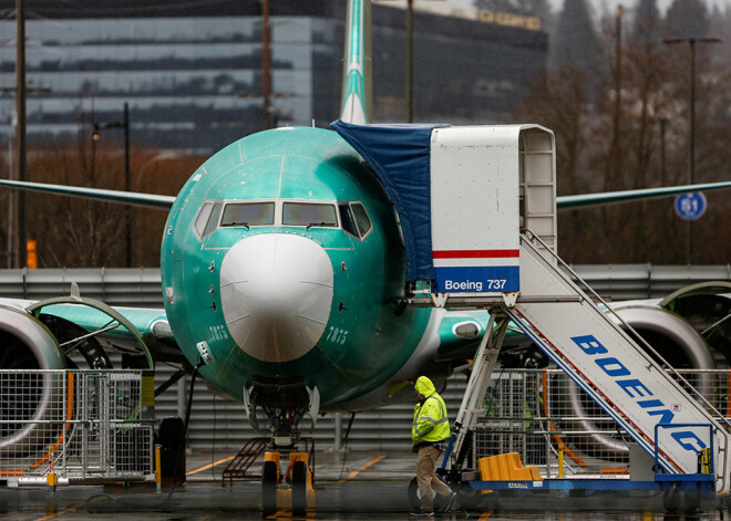 "Boeing" aizkavē lidmašīnu "737 MAX" izmantošanas atsākšanu līdz gada vidum