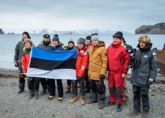 Igaunijas prezidente apciemojusi Antarktīdu