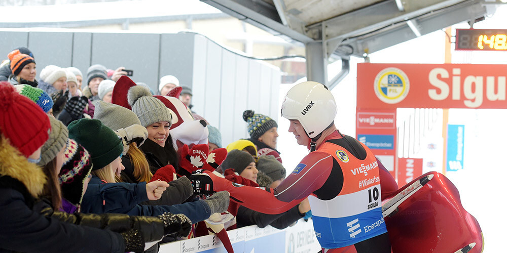 Kamaniņu braucējs Kristens Riks Rozītis trasi veica 49,192 sekundēs, izcīnīdams pirmo vietu.