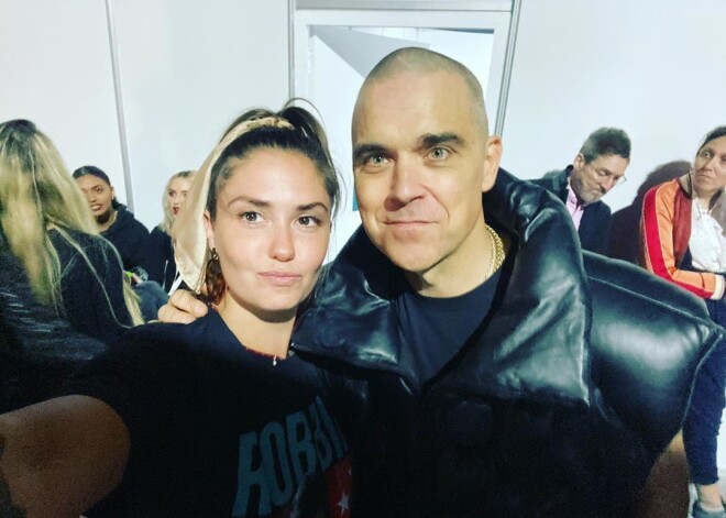 Агата Муцениеце назвала себя другом семьи Робби Уильямса