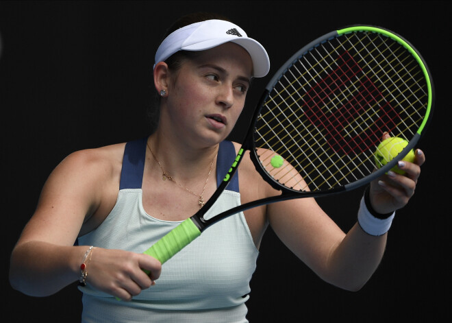 Ostapenko izstājas no Austrālijas atklātā tenisa čempionāta gan dubultspēlē, gan jauktajā dubultspēlē