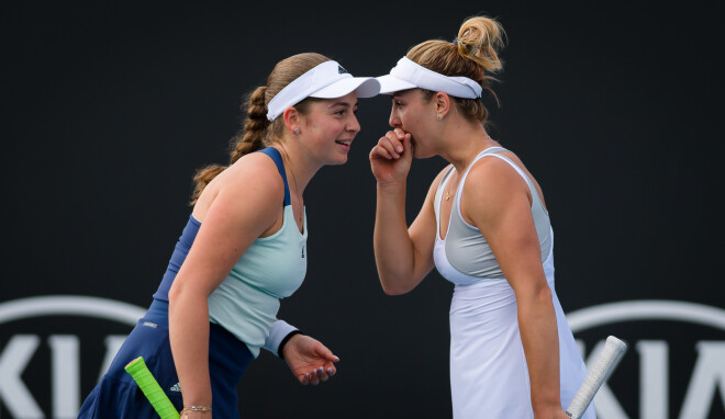  Aļona Ostapenko un Gabriela Dabrovski