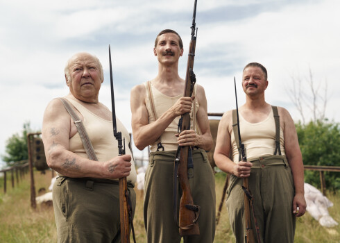 Režisors Dāvis Sīmanis pabeidzis filmēt vēsturisko trilleri "Gads pirms kara"