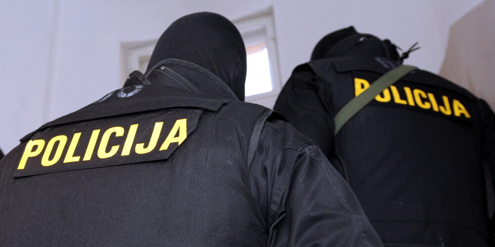 Policija šonedēļ veikusi procesuālas darbības vairākās Latvijas bankās