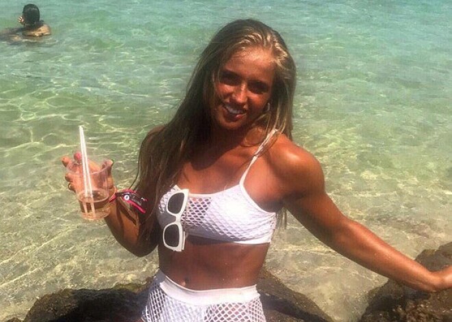 «Еще один сеанс может убить меня»: зависимой от солярия девушке грозят серьезные проблемы со здоровьем