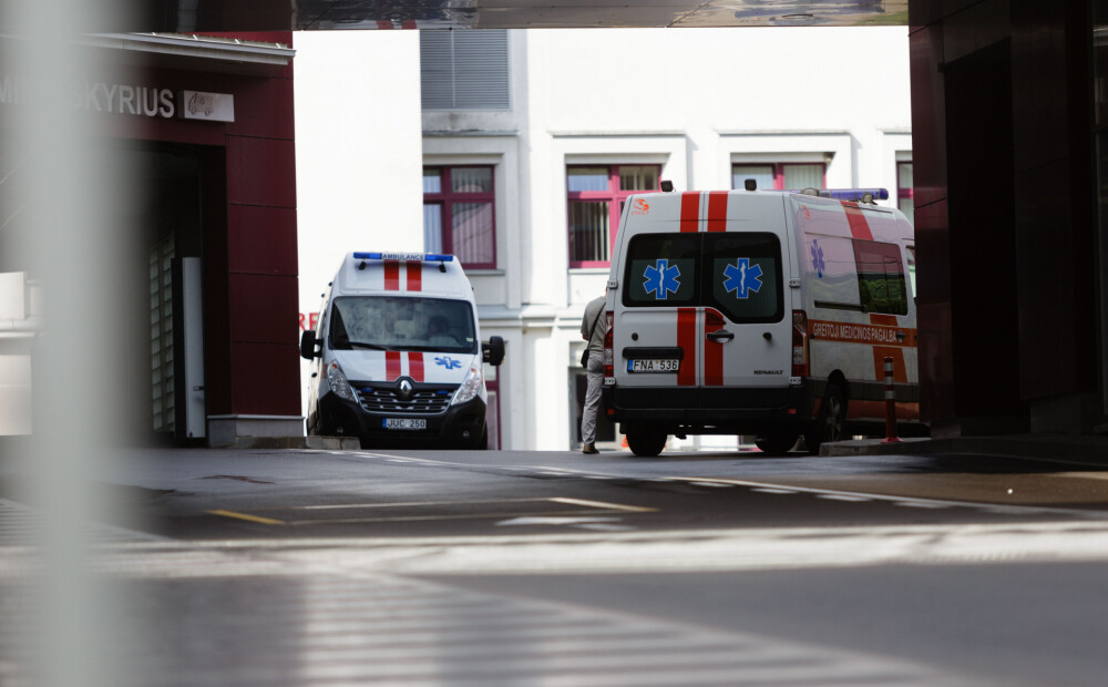 Aizdomas par koronavīrusu arī Lietuvā: Kauņas slimnīcā ievietots 28 gadus vecs vīrietis