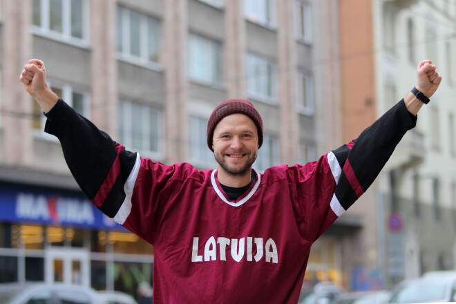 Aktieris Dainis Grūbe atklāj, ka savulaik neesot bijis tālu no Latvijas jauniešu futbola izlasēm.