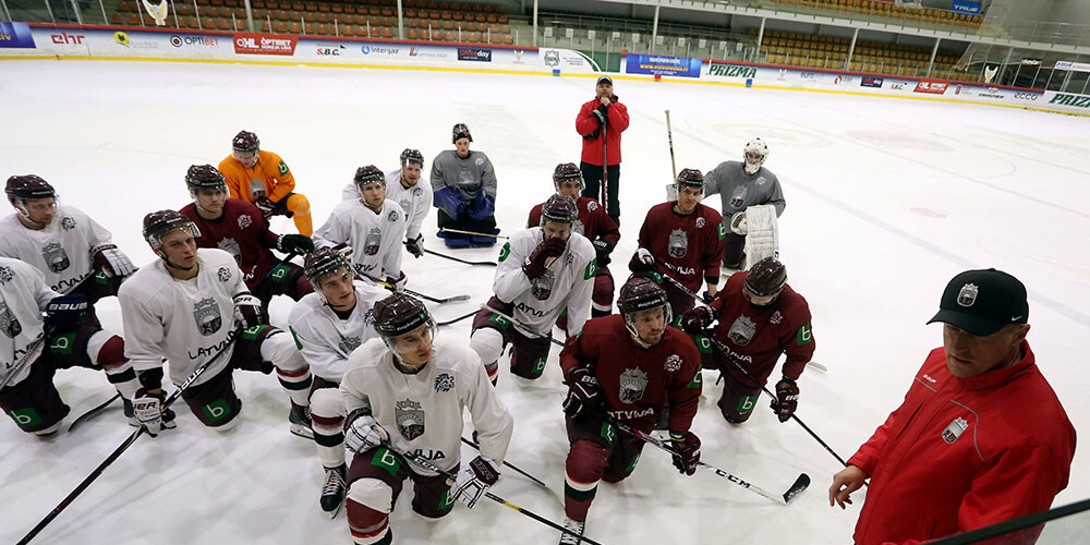 Latvijas hokeja izlases treniņnometnē piedalīsies 20 hokejisti