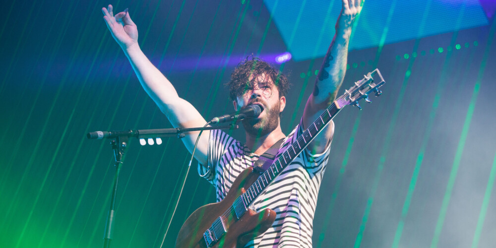 Grupas galvenais spridzeklis un dzinējspēks ir vokālists Janis Filipakiss, kurā plosās afrikāņu un grieķu asinis.