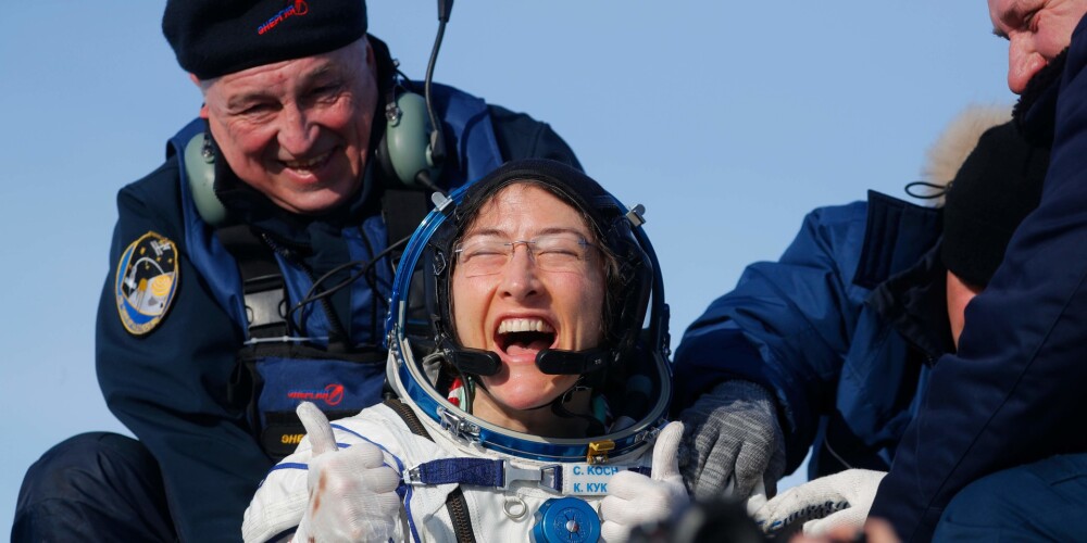 No SKS atgriezusies astronaute Koha, uzstādot jaunu rekordu