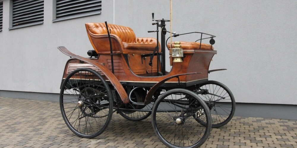 Rīgas Motormuzejs ir muzejs Rīgā un ir lielākais seno spēkratu muzejs Baltijas valstīs. Muzejs dibināts 1989. gadā pēc Latvijas Antīko automobiļu kluba iniciatīvas. Muzejs atrodas Rīgas pilsētas austrumu daļā Mežciemā, S. Eizenšteina ielā 6, pie Biķernieku trases. Motormuzejs vāc, saglabā, restaurē un popularizē senos spēkratus kā Latvijas un pasaules industriālā mantojuma un materiālās kultūras sastāvdaļu. Muzejā pieejama bagātīga tehniskās literatūras lasītava.