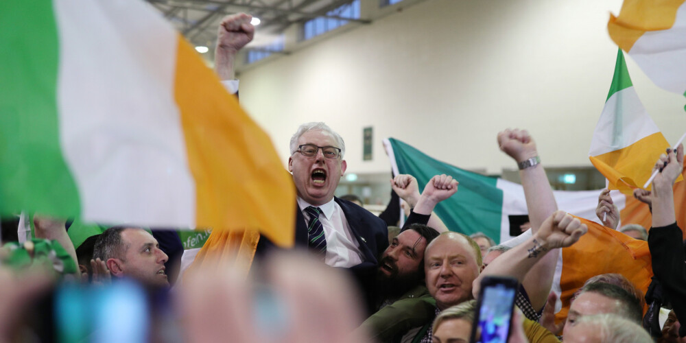 Īrijas parlamenta vēlēšanās vadībā kreisie republikāņi "Sinn Fein"