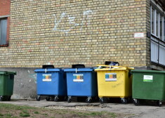 В конкурсе на обеспечение вывоза мусора в Риге победили четыре коммерсанта