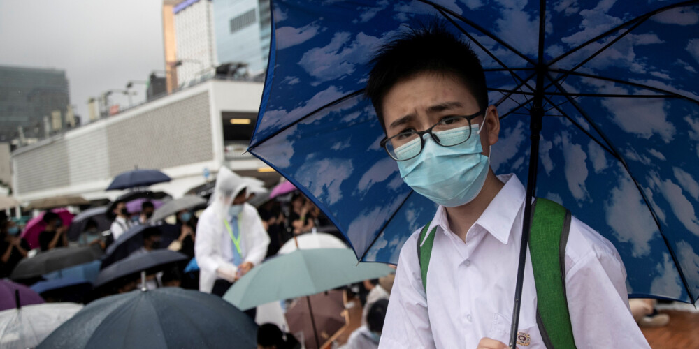 Honkonga neplāno atvērt skolas līdz marta vidum