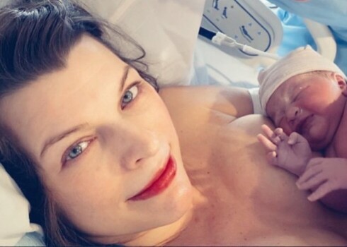 “Sirds plīst pušu...” - aktrise Mila Jovoviča pastāsta par jaundzimušās meitas slimību