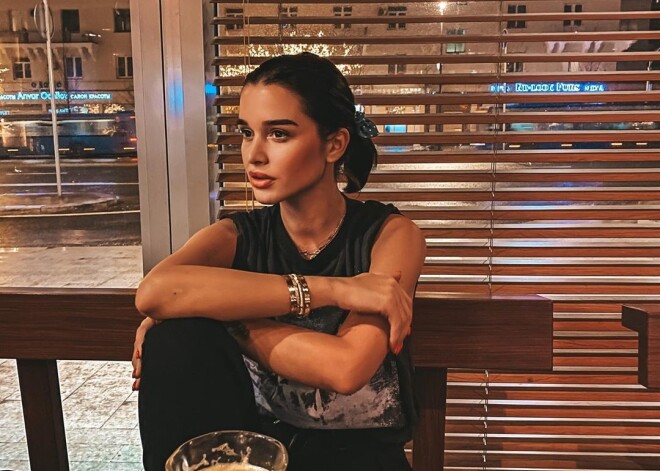 "За антуражем ничего нет": Ксения Бородина эмоционально обратилась к попрошайкам