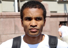 Nacionālboļševiku aktīvists Beness Aijo apgalvo, ka Krievijas varasiestādes viņu atbrīvojušas.