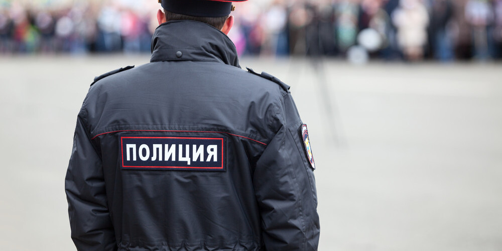 26-летний мужчина ворвался в один из храмов Москвы и ранил двух прихожан
