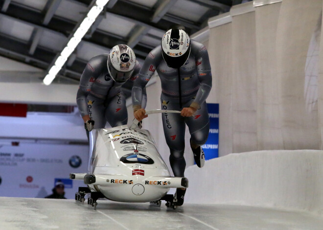 Ķibermaņa/Mikņa divnieks Siguldā triumfē Eiropas čempionātā bobslejā