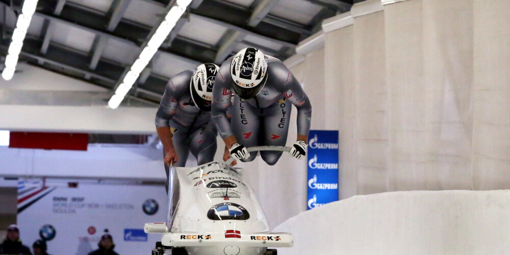 Latvijas bobsleja izlase uz pasaules čempionātu devusies ar trim divnieku ekipāžām