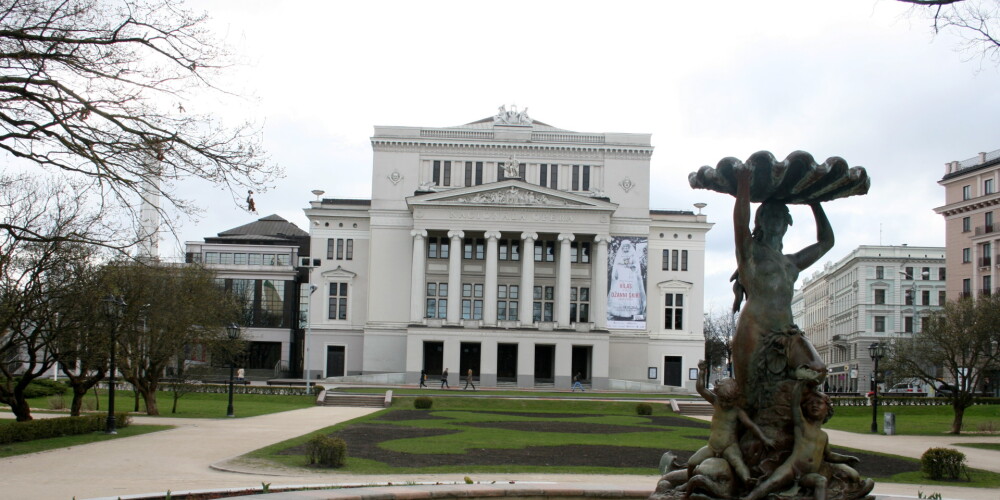 Valsts īpašumā oficiāli pārņem Nacionālās operas un baleta ēku