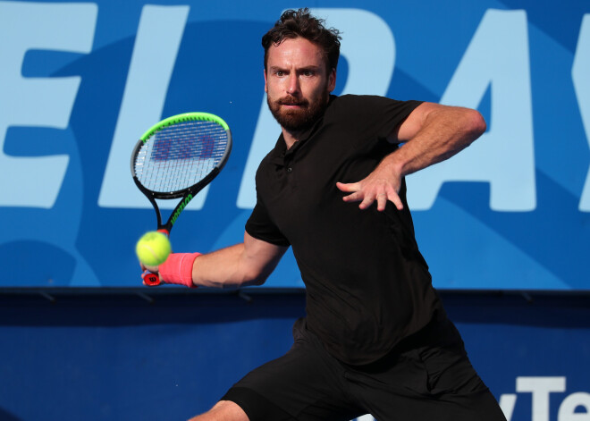 Gulbis nepārvar Delribīčas "ATP World Tour 250" sērijas turnīra pirmo kārtu