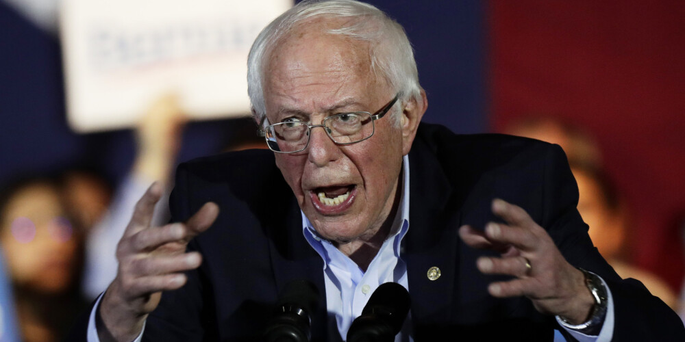 Bernards "Bērnijs" Sanderss (angļu: Bernard "Bernie" Sanders; dzimis 1941. gada 8. septembrī) ir amerikāņu politiķis. Kopš 2007. gada — senators, iepriekš bijis ievēlēts ASV Pārstāvju palātā. Viņš bija viens no Demokrātiskās partijas kandidātiem 2016. gada ASV prezidenta vēlēšanās Demokrātiskās partijas priekšvēlēšanu kārtā, taču zaudēja un par Demokrātiskās partijas prezidenta amata kandidāti kļuva Hilarija Klintone. Sanderss ir bezpartijisks. Viņš bija visilgāk amatā esošais neatkarīgais kongresmenis Kongresa vēsturē.