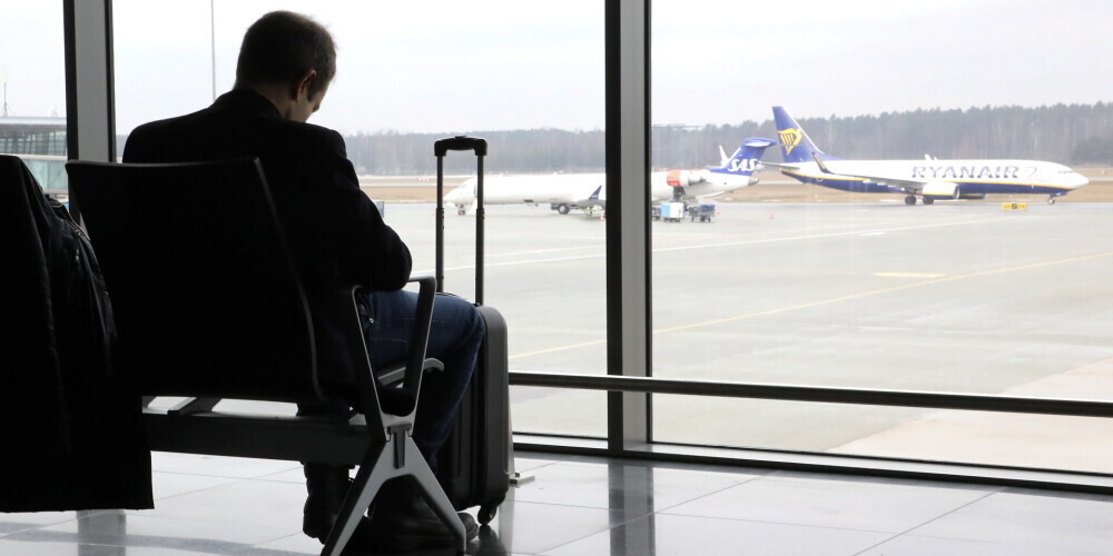 Большинство латвийских страховщиков не компенсируют отмену поездки из-за коронавируса