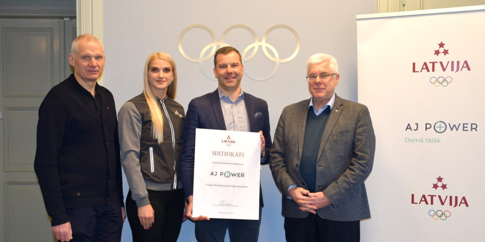 LOK ģenerālsekretārs Žoržs Tikmers, vieglatlēte Līna Mūze, "AJ Power" uzņēmumu grupas vadītājs Roberts Samtiņš, LOK prezidents Aldons Vrubļevskis.