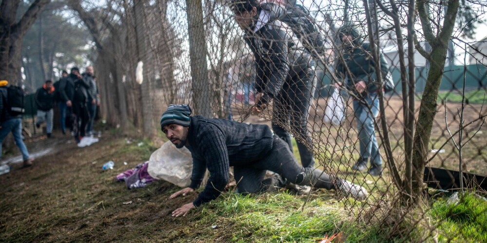 Turcija caur saviem robežšķērsošanas punktiem ar Eiropu izlaidusi jau 36 000 migrantu