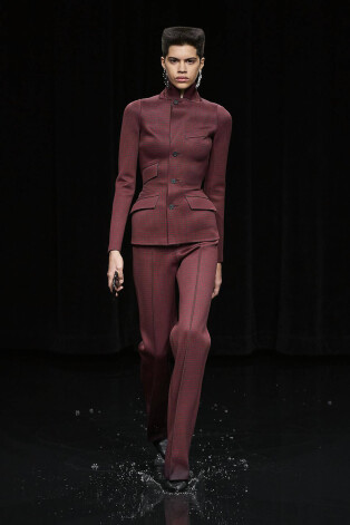 "Balenciaga" rudens/ziema 2020 sieviešu mode. Parīzes modes nedēļa