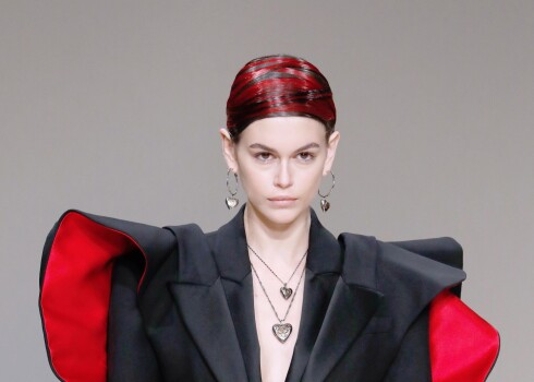 " Alexander McQueen" rudens/ziema 2020/2021. Parīzes modes nedēļa