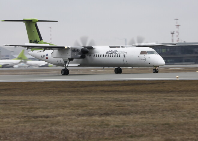 В связи с коронавирусом airBaltic отменила еще 90 рейсов и сокращает количество посадочных мест