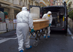 Apstiprināti 1492 jauni saslimšanas gadījumi, un tas ir līdz šim augstākais rādītājs vienas dienas laikā, līdz ar to kopējais saslimušo skaits valstī pieaudzis līdz 7375.