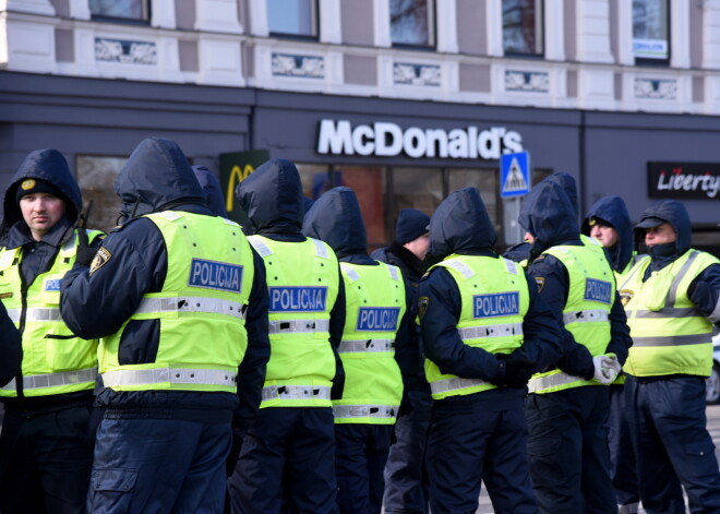 В Рижскую думу подано три заявления на мероприятия 16 марта