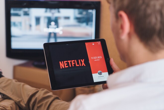 Netflix norāda, ka kopējais enerģijas patēriņš pasaulē sasniedza 451 000 megavatstundu gadā. 